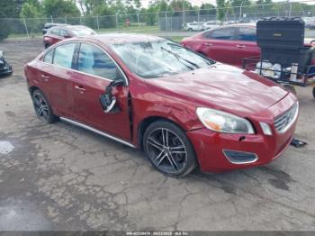  Salvage Volvo S60