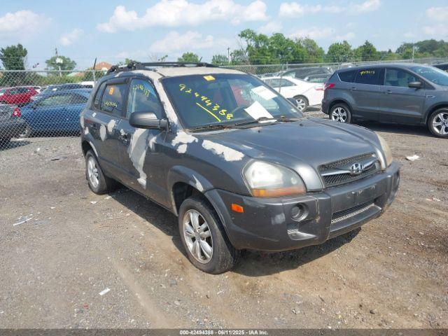  Salvage Hyundai TUCSON