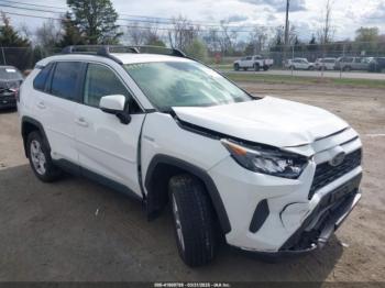  Salvage Toyota RAV4
