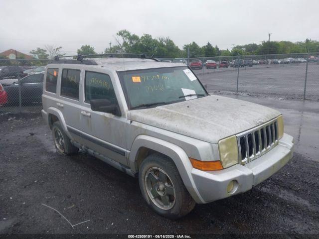 Salvage Jeep Commander