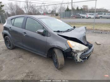  Salvage Toyota Prius c