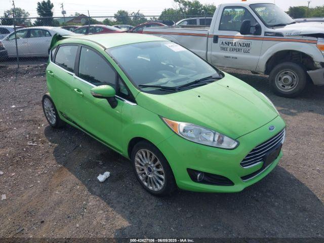  Salvage Ford Fiesta