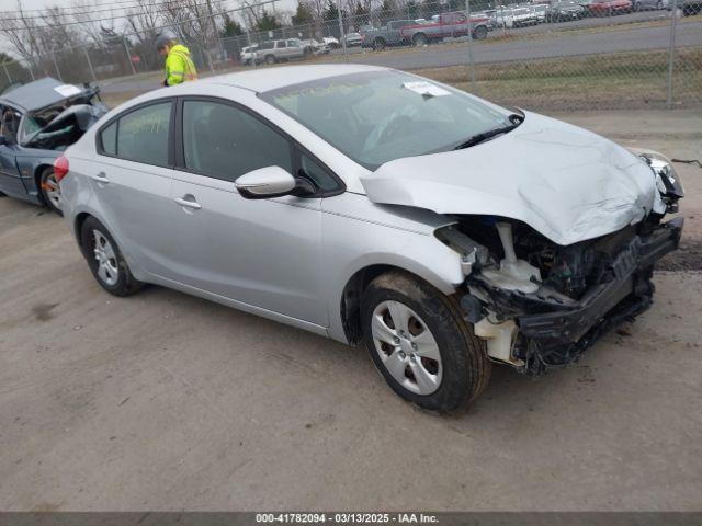  Salvage Kia Forte
