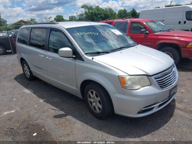  Salvage Chrysler Town & Country
