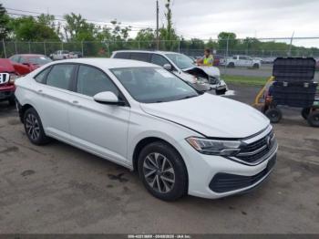  Salvage Volkswagen Jetta