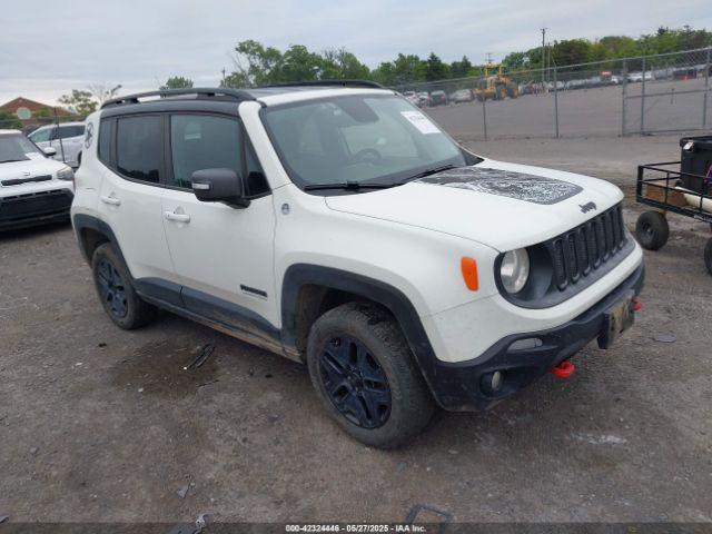  Salvage Jeep Renegade