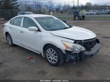 Salvage Nissan Altima