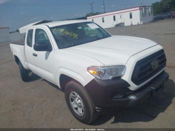  Salvage Toyota Tacoma