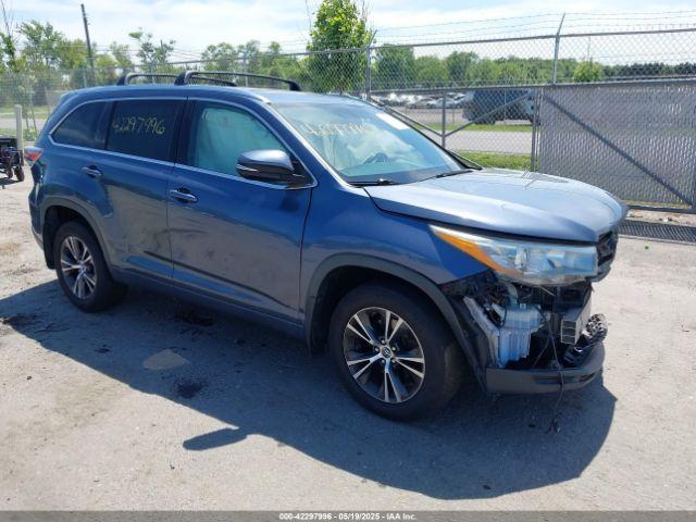  Salvage Toyota Highlander
