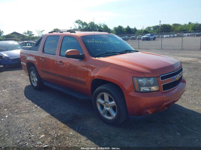  Salvage Chevrolet Avalanche 1500
