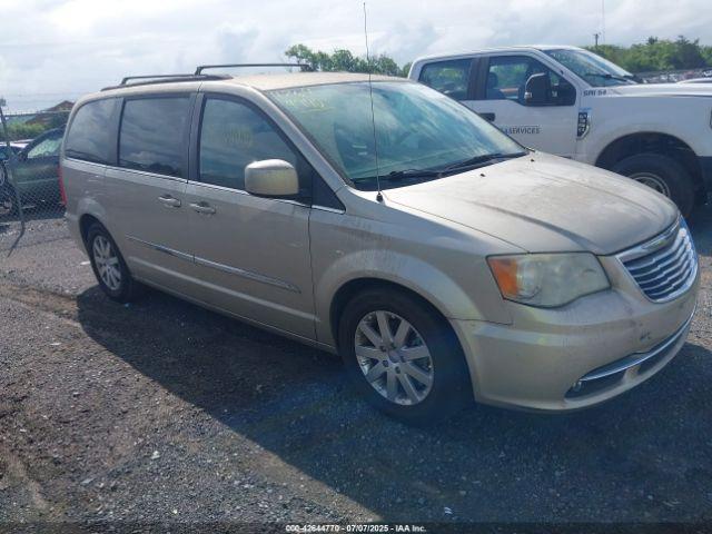  Salvage Chrysler Town & Country