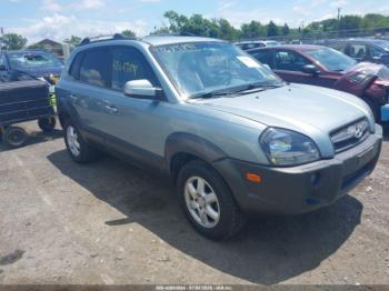  Salvage Hyundai TUCSON