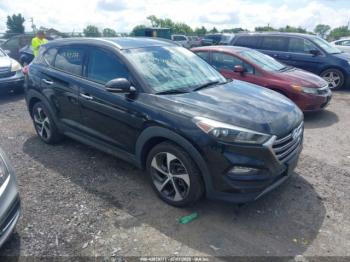  Salvage Hyundai TUCSON
