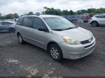  Salvage Toyota Sienna