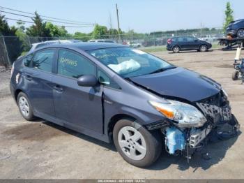  Salvage Toyota Prius