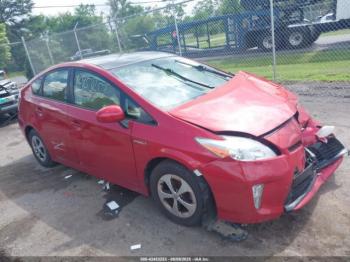  Salvage Toyota Prius