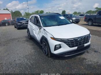  Salvage Hyundai TUCSON