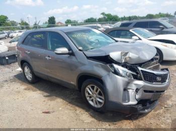  Salvage Kia Sorento