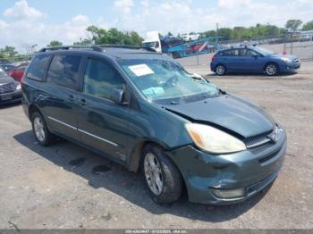  Salvage Toyota Sienna