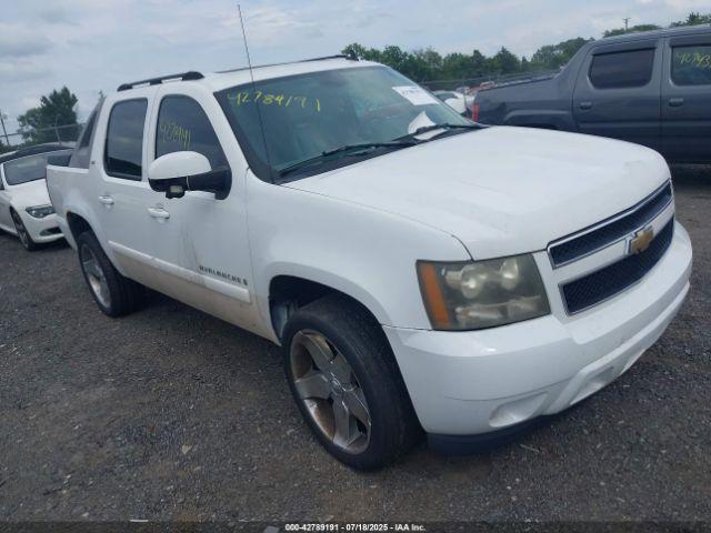  Salvage Chevrolet Avalanche 1500