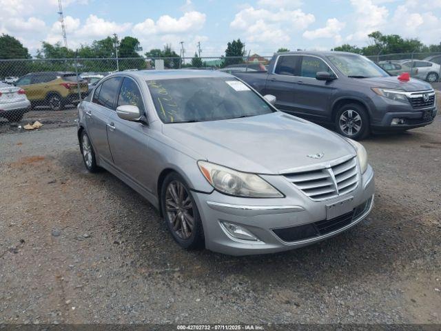 Salvage Hyundai Genesis