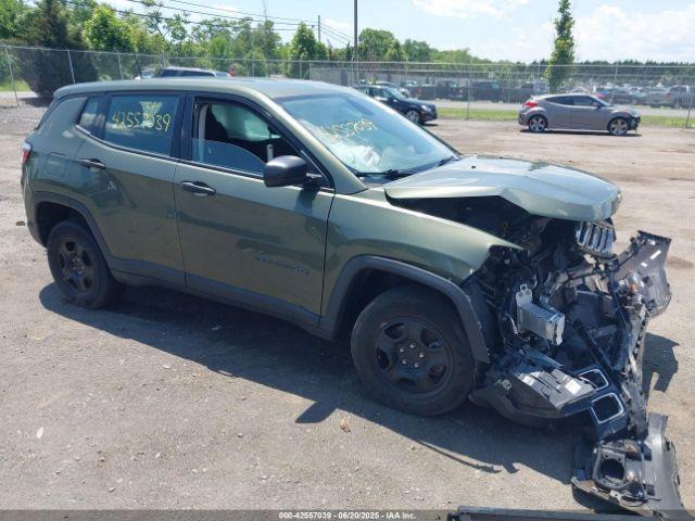  Salvage Jeep Compass