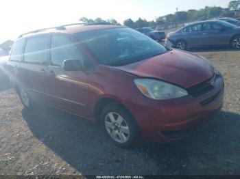  Salvage Toyota Sienna