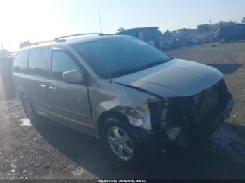  Salvage Dodge Grand Caravan