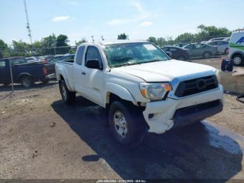 Salvage Toyota Tacoma