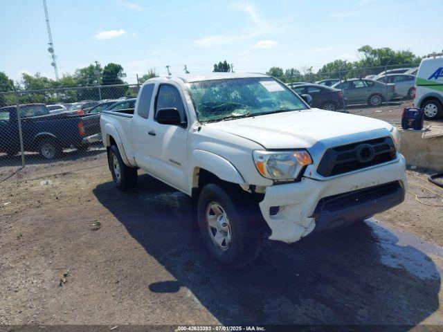  Salvage Toyota Tacoma