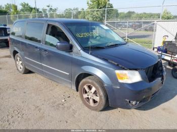  Salvage Dodge Grand Caravan
