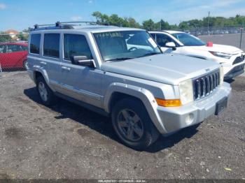  Salvage Jeep Commander