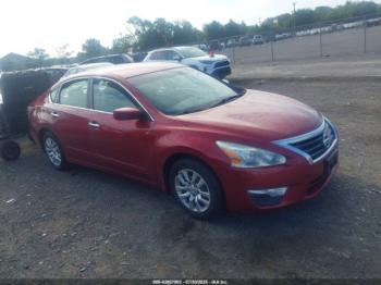 Salvage Nissan Altima