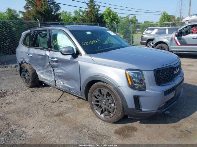  Salvage Kia Telluride