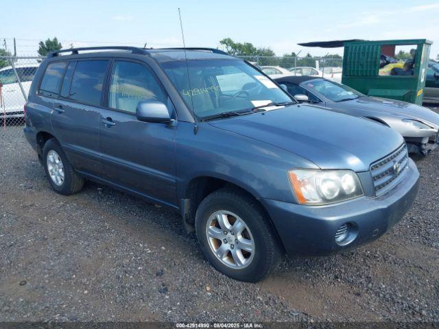  Salvage Toyota Highlander