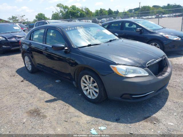  Salvage Chrysler 200