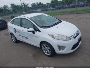  Salvage Ford Fiesta