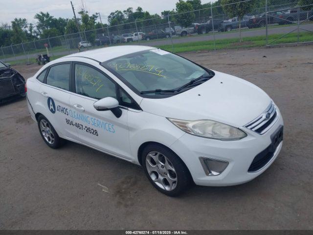  Salvage Ford Fiesta