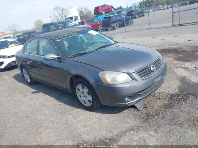  Salvage Nissan Altima