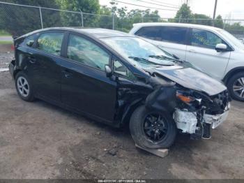  Salvage Toyota Prius