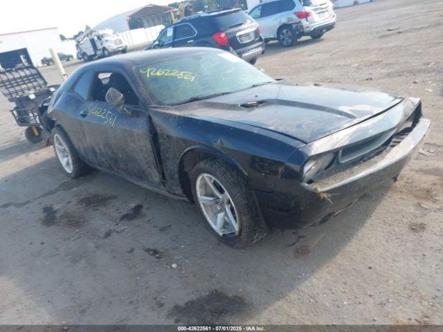  Salvage Dodge Challenger