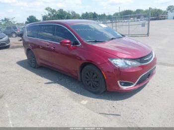  Salvage Chrysler Pacifica