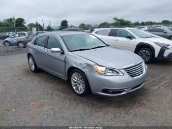  Salvage Chrysler 200