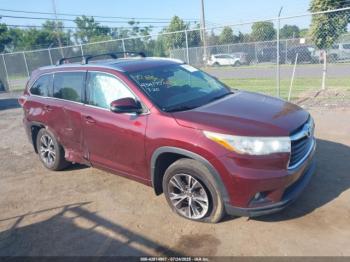  Salvage Toyota Highlander