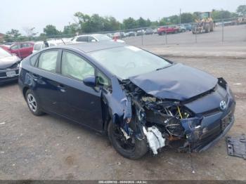  Salvage Toyota Prius