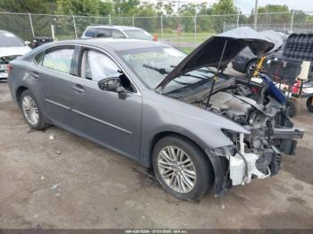  Salvage Lexus Es