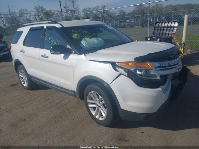  Salvage Ford Explorer
