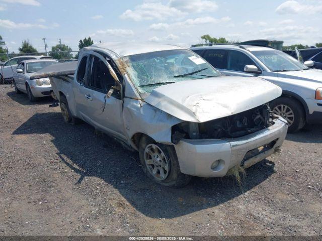  Salvage Nissan Titan