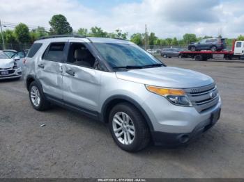  Salvage Ford Explorer