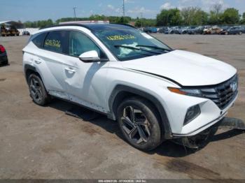  Salvage Hyundai TUCSON